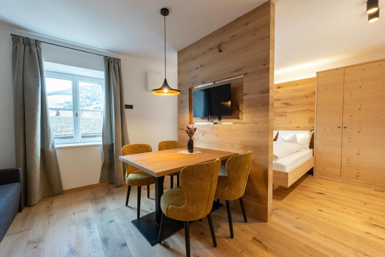 Studio Apartment,1487520424:JPEG